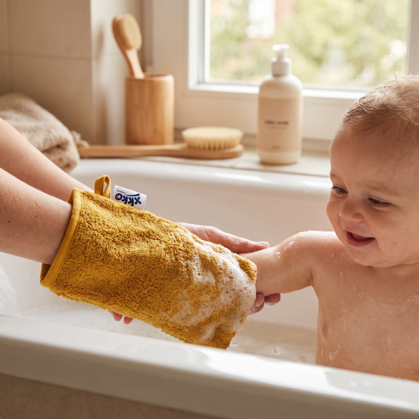 Rękawica kąpielowa z bawełny organicznej XKKO Organic - Honey Mustard